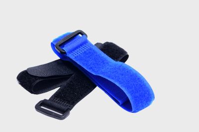 https://tidyapartment.com/wp-content/uploads/2023/04/air-dry-velcro.jpg